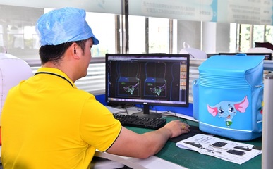 尋找背包代加工廠的五大關(guān)鍵注意事項與專業(yè)設(shè)計服務(wù)的協(xié)同作用